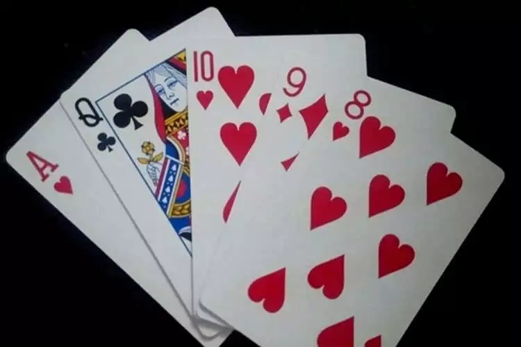 mậu thầu poker